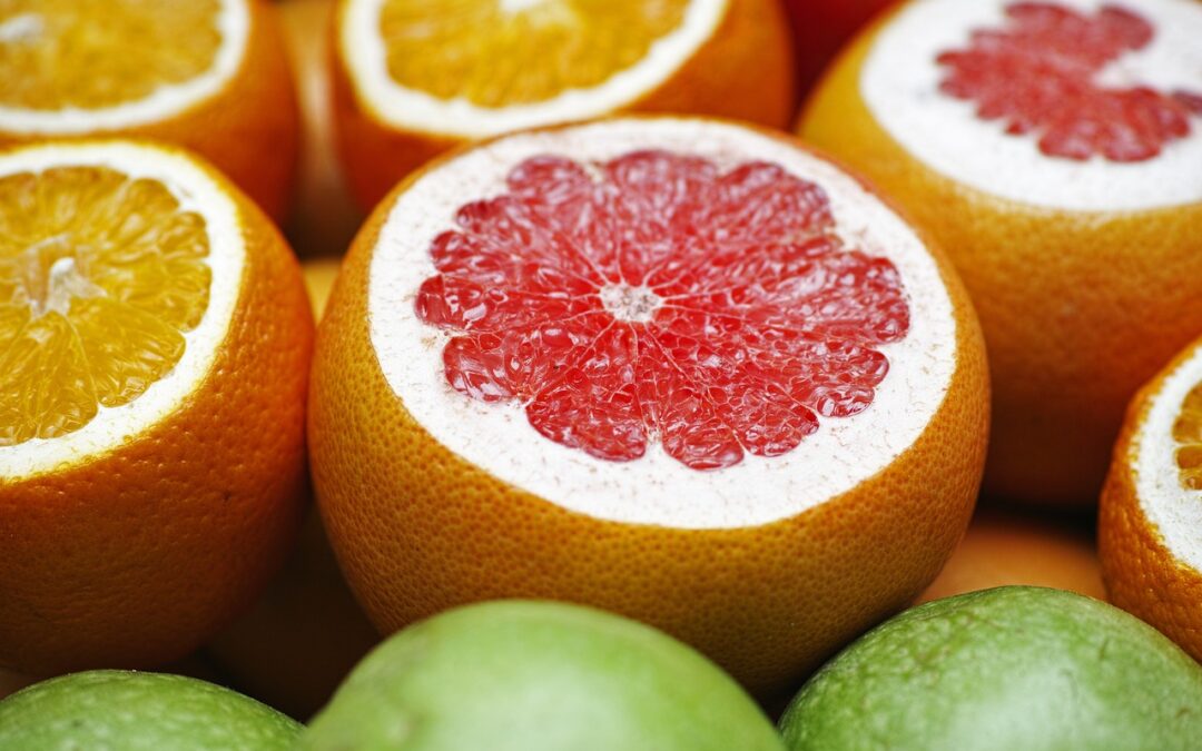 Vitamin C: Der Schlüssel zu strahlender und ebenmäßiger Haut
